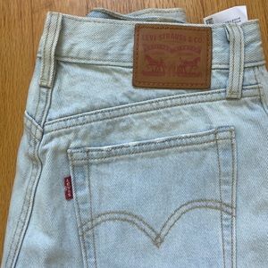 Bleached Distressed Mid-Rise Levi Shorts